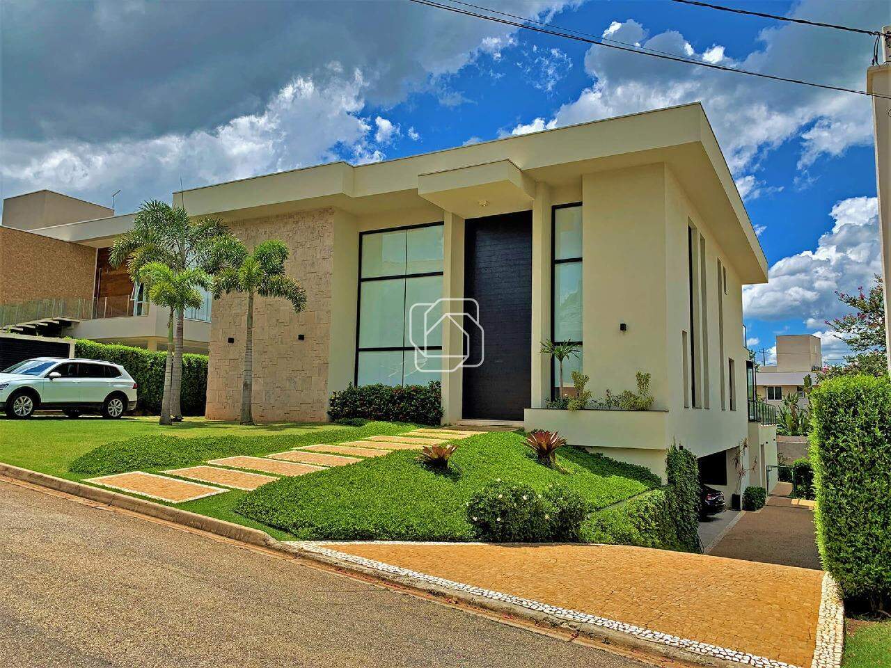 Casa de Condomínio à venda em Itu - SP - Jardim Plaza Atheneé: Casa à venda no Condomínio Plaza Atheneé - Itu/SP