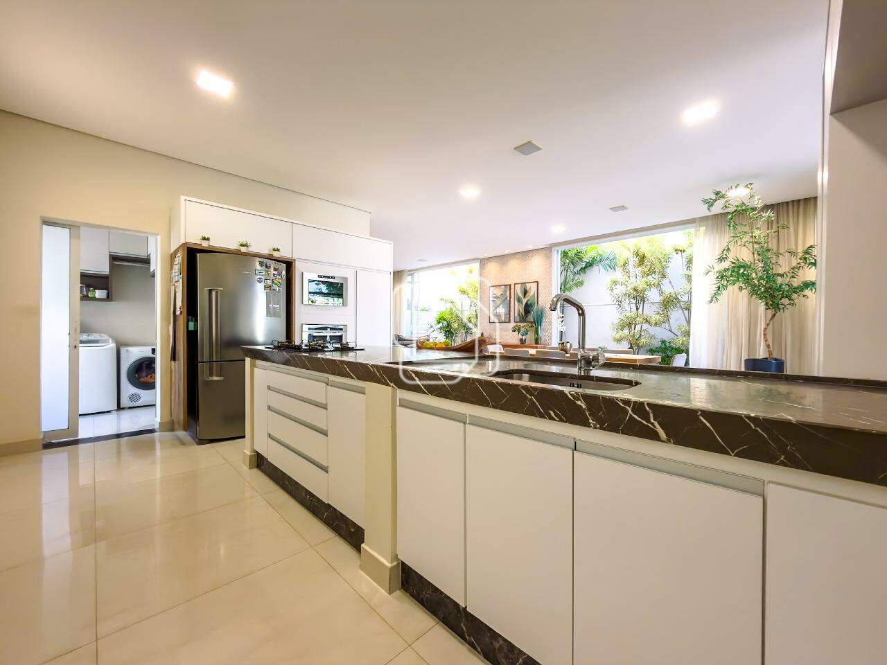 Casa de Condomínio à venda em Indaiatuba - SP - Jardim Vila Paradiso: Cozinha integrada