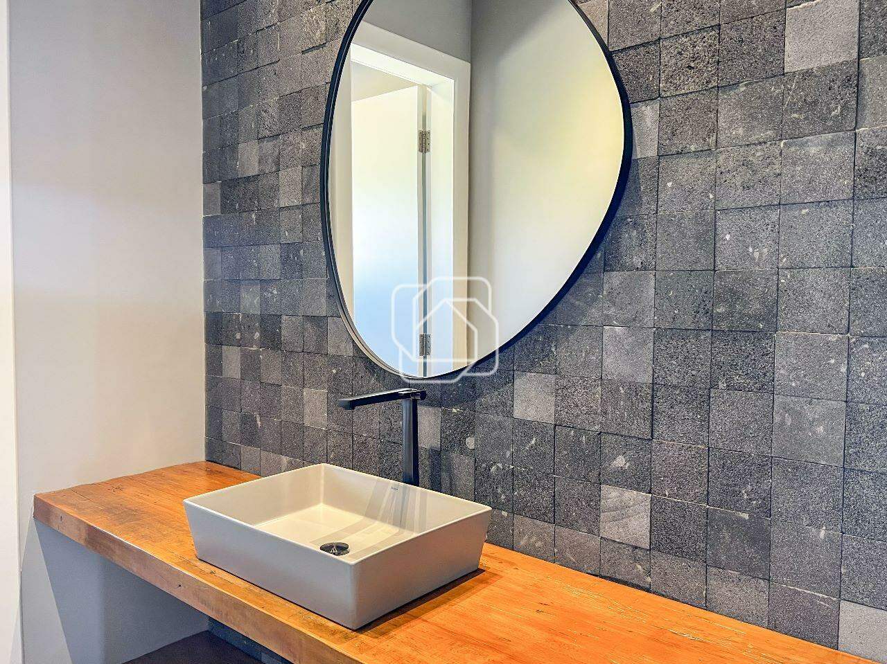 Casa de Condomínio à venda em Itu - SP - Condomínio Xapada Parque Ytu: Lavabo