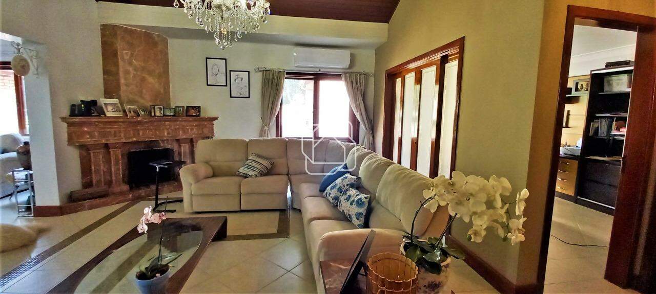 Casa de Condomínio à venda em Indaiatuba - SP - Vale das Laranjeiras: Casa à venda no Condomínio Vale das Laranjeiras - Indaiatuba/SP