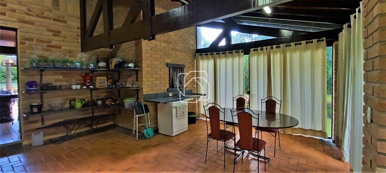 Casa de Condomínio à venda em Indaiatuba - SP - Vale das Laranjeiras: Casa à venda no Condomínio Vale das Laranjeiras - Indaiatuba/SP
