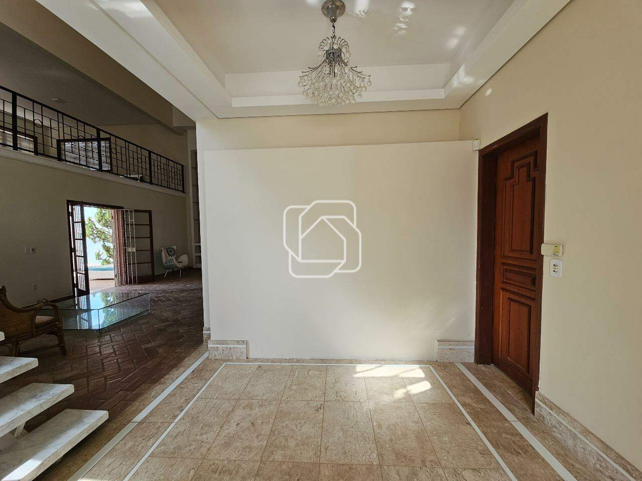 Casa de Condomínio à venda em Indaiatuba - SP - Vale das Laranjeiras: Hall de entrada