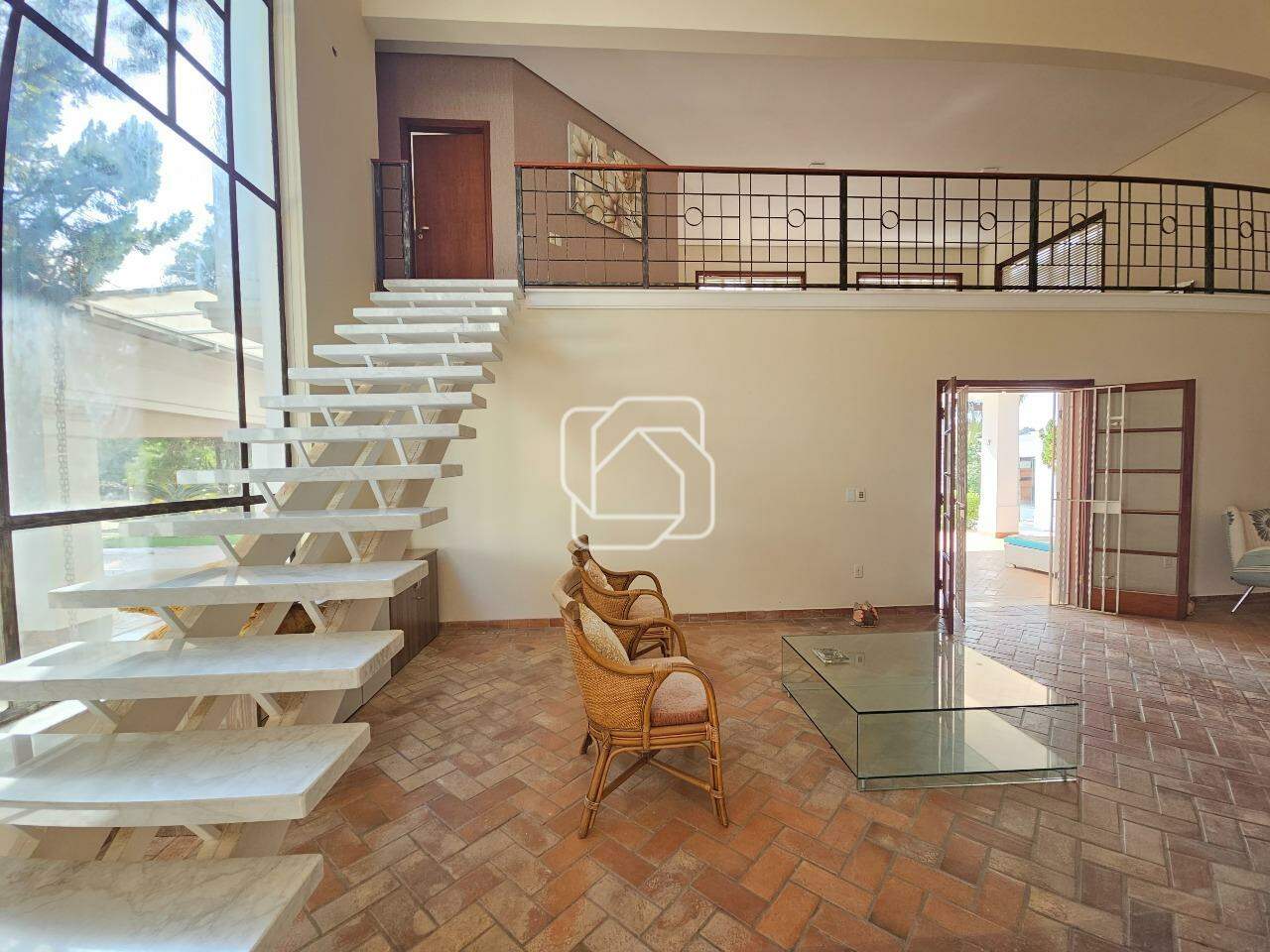 Casa de Condomínio à venda em Indaiatuba - SP - Vale das Laranjeiras: Sala de estar