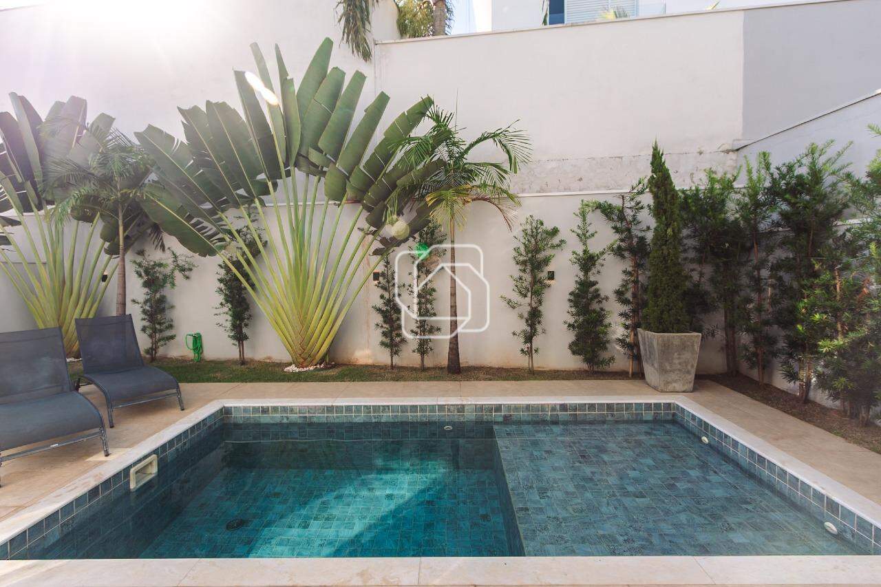 Casa de Condomínio à venda em Indaiatuba - SP - Jardins Di Roma: Área da piscina