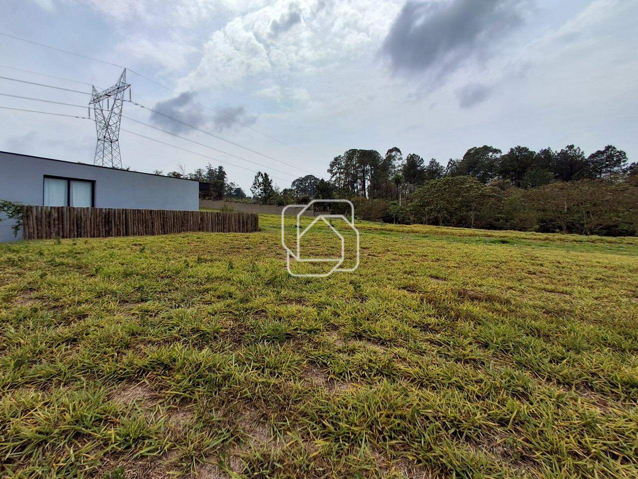 Terreno à venda em Itu - SP - Condomínio Villas do Golfe: 