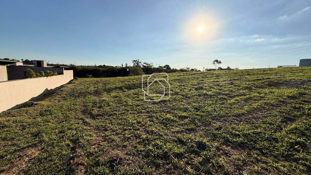 Terreno à venda em Itu - SP - Condomínio Villas do Golfe: Visão ampla do terreno.