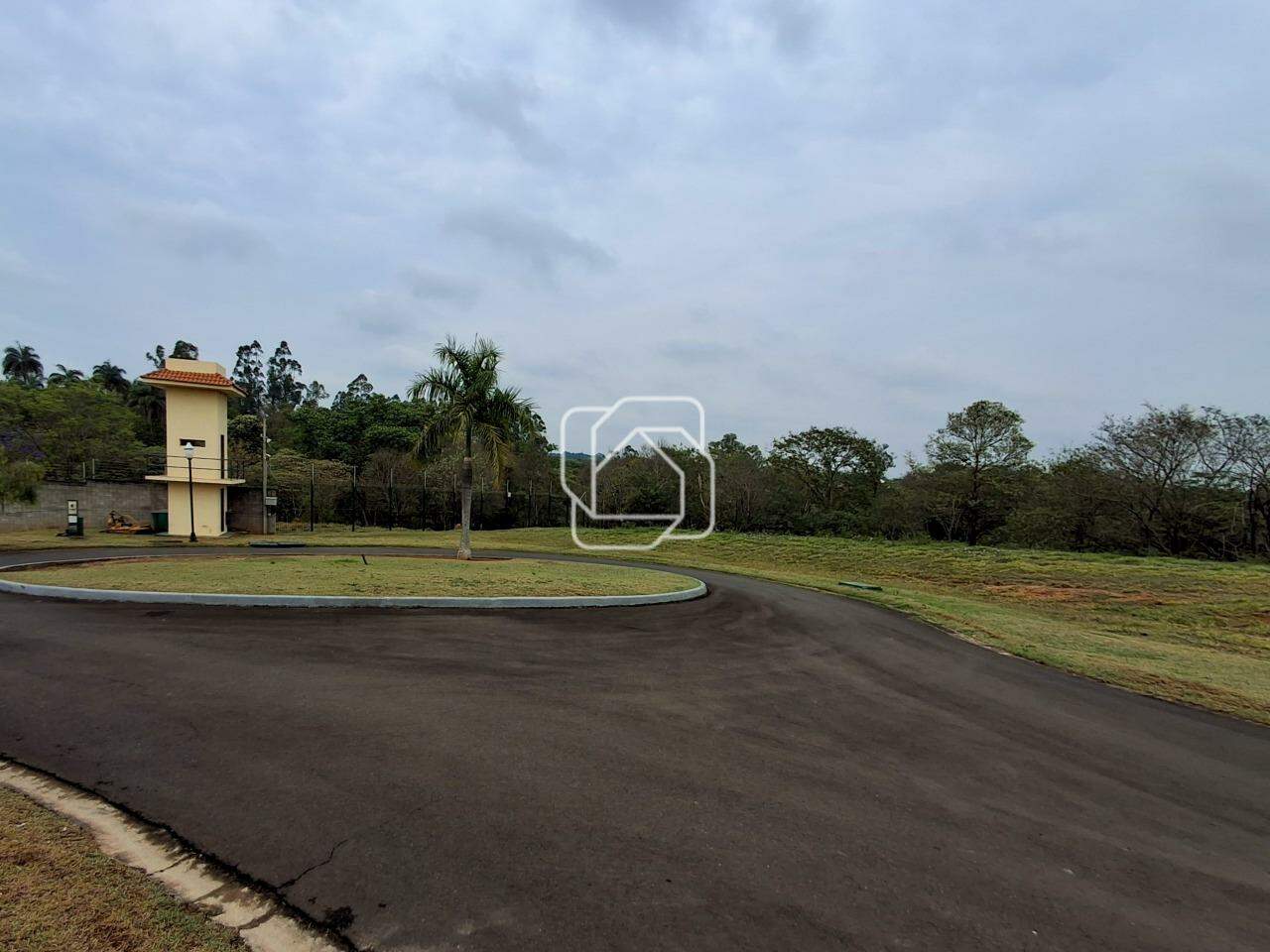 Terreno à venda em Itu - SP - Condomínio Villas do Golfe: 