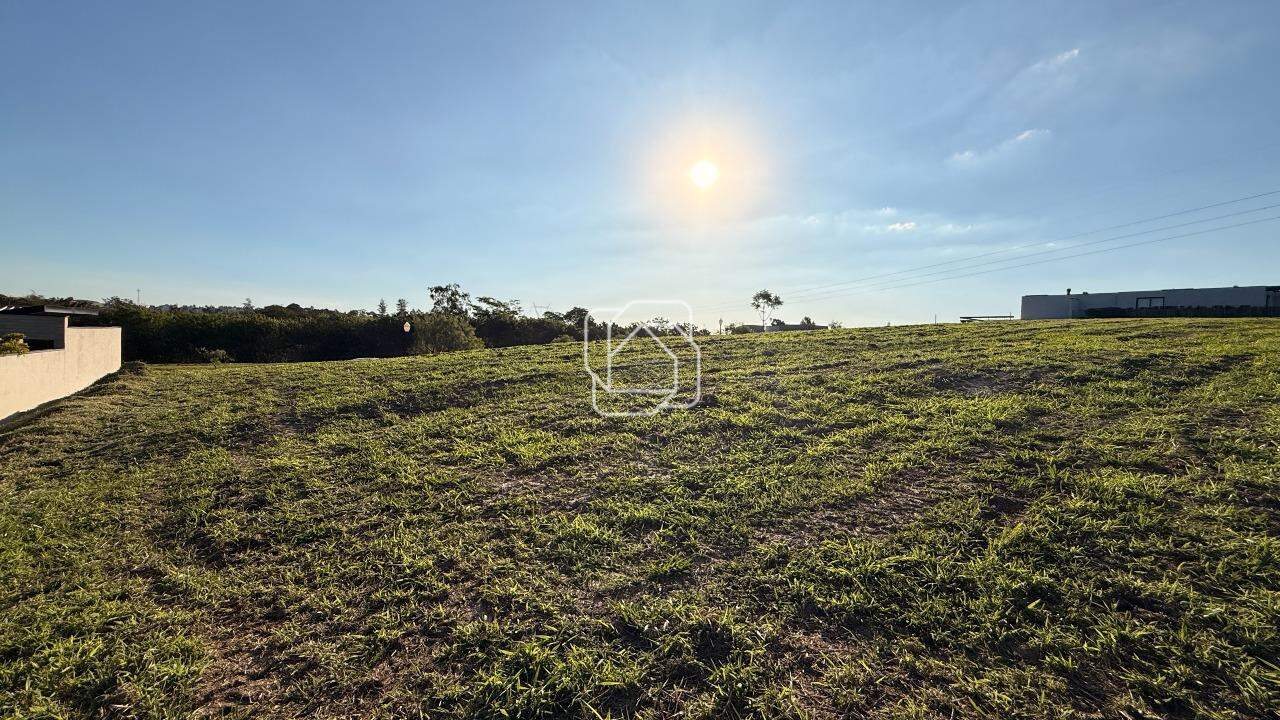 Terreno à venda em Itu - SP - Condomínio Villas do Golfe: Visão ampla do terreno.