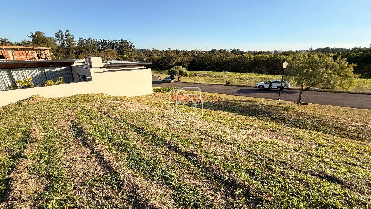 Terreno à venda em Itu - SP - Condomínio Villas do Golfe: Visão ampla do terreno.