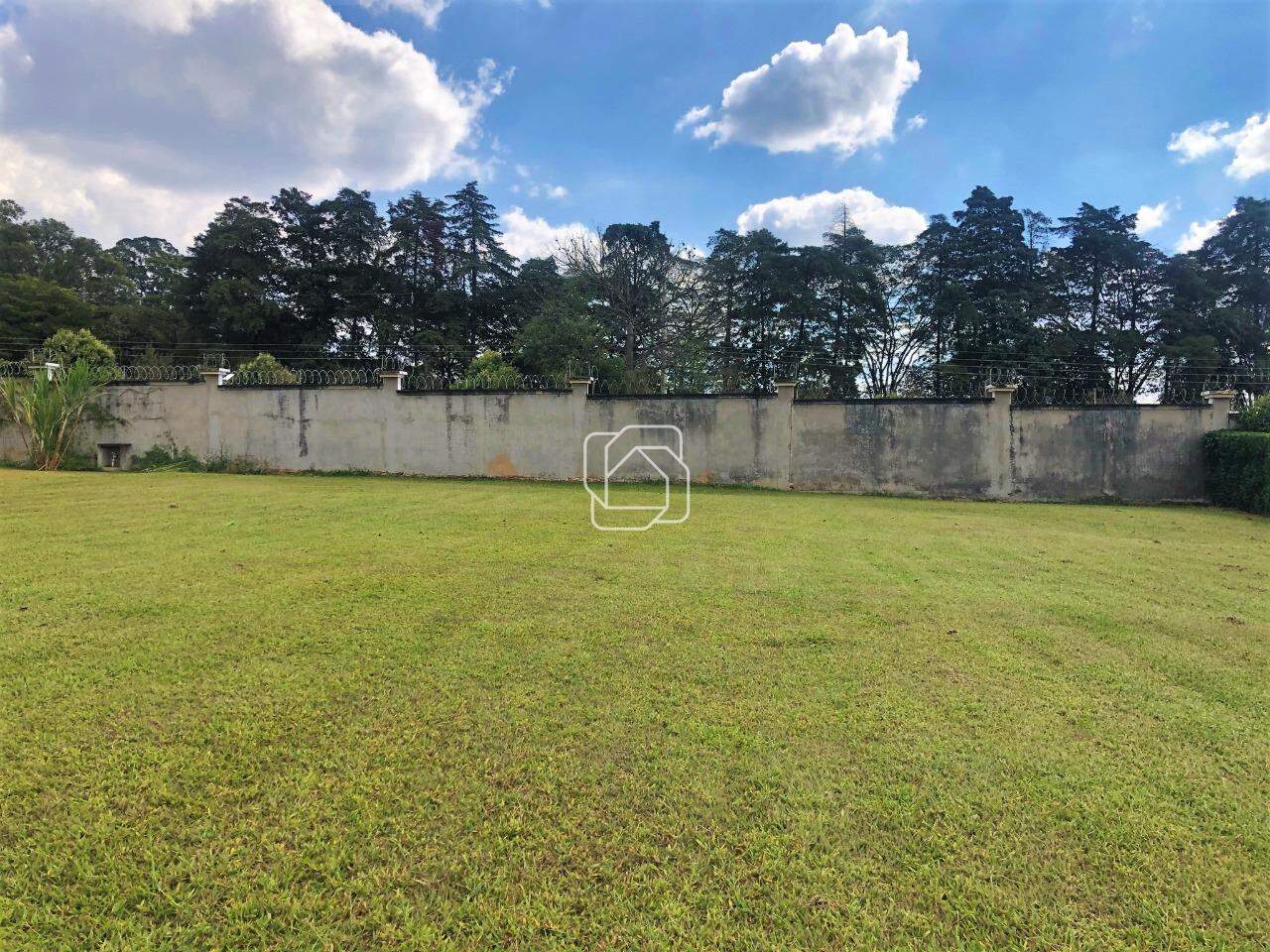 Terreno à venda em Indaiatuba - SP - Jardim Figueira: Terreno à venda no Condomínio Jardim Figueira - Indaiatuba/SP