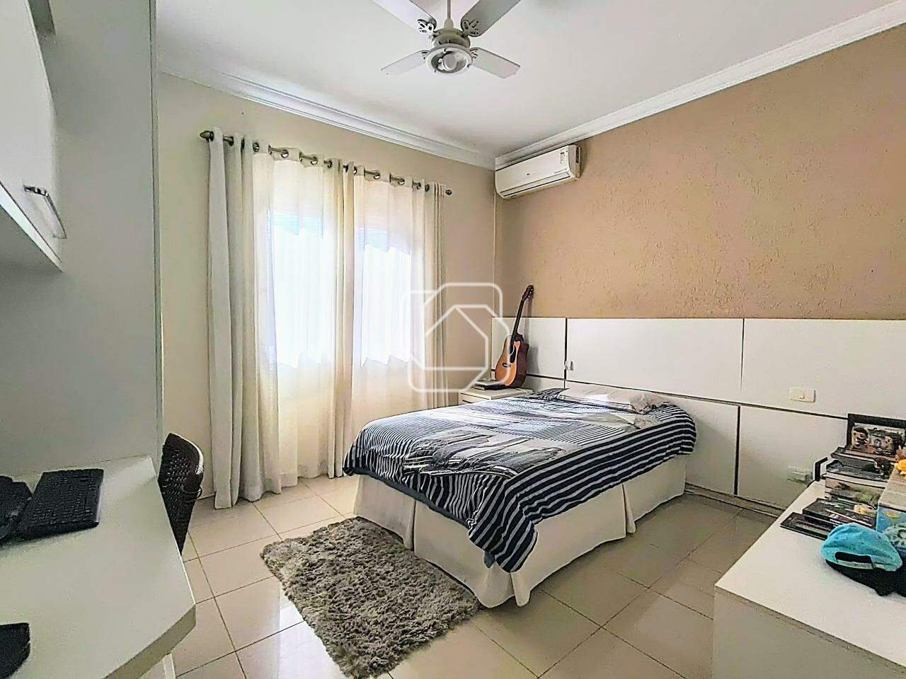 Casa de Condomínio à venda em Itu - SP - Condomínio Portal de Itu: Suíte