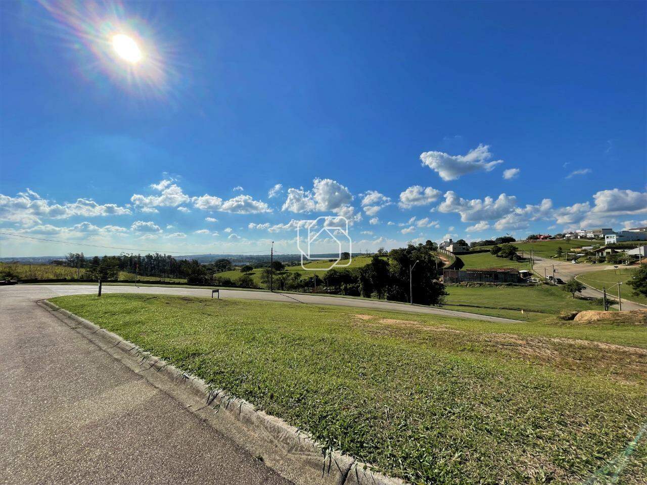 Terreno à venda em Itu - SP - Condomínio Fazenda Kurumin: Terreno à venda no Condomínio Fazenda Kurumin - Itu/SP