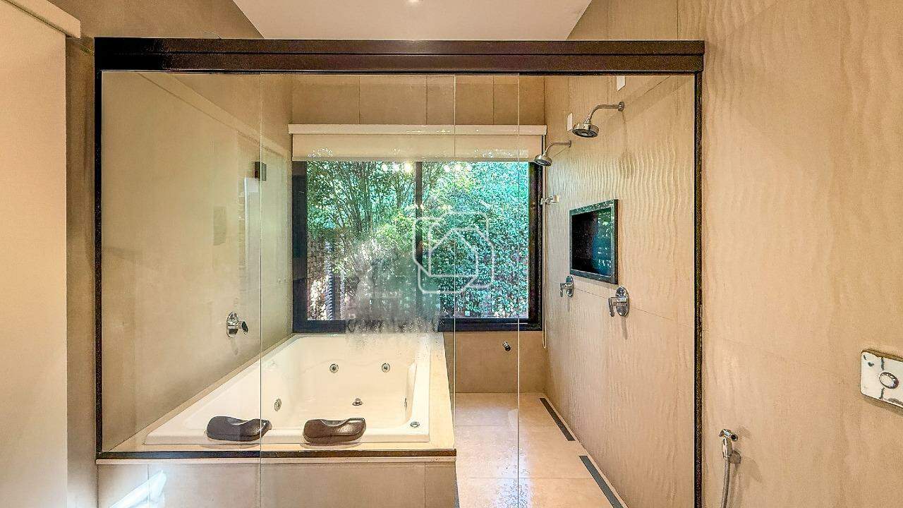 Casa de Condomínio à venda em Indaiatuba - SP - Jardim Figueira: Banheiro