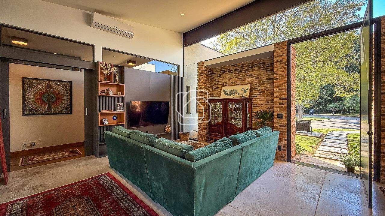 Casa de Condomínio à venda em Indaiatuba - SP - Jardim Figueira: Sala de estar