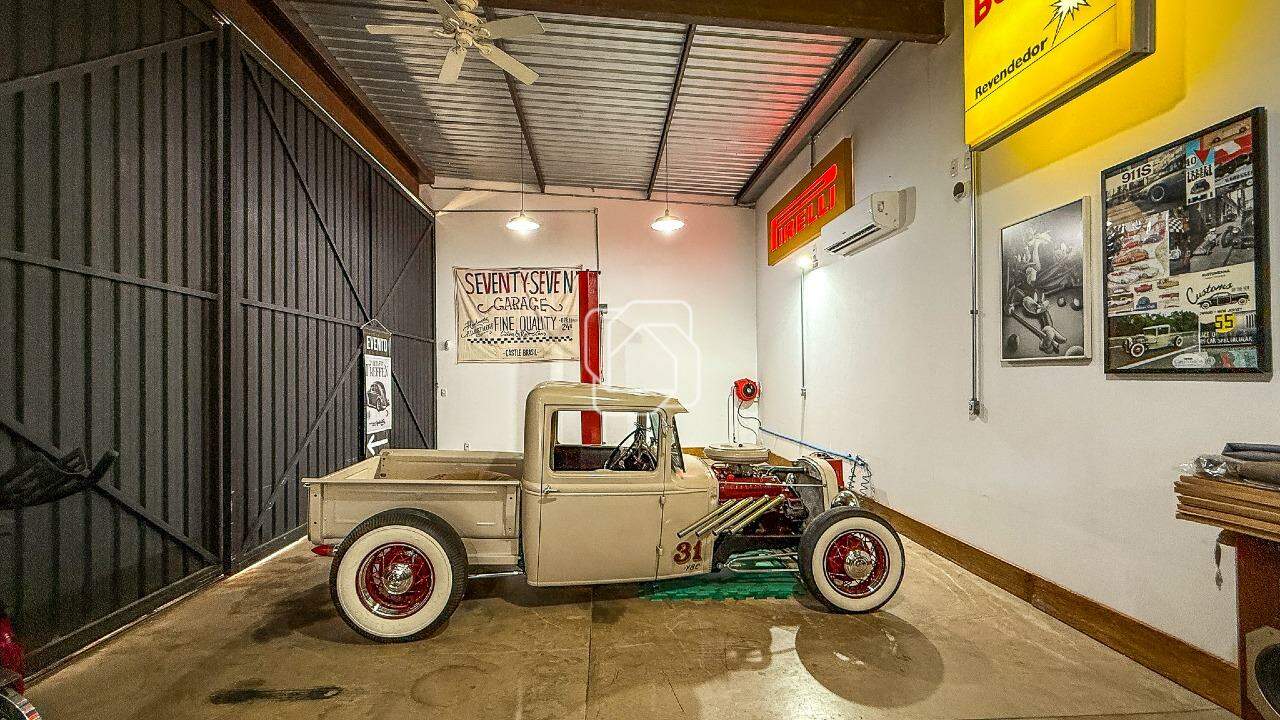 Casa de Condomínio à venda em Indaiatuba - SP - Jardim Figueira: Garagem