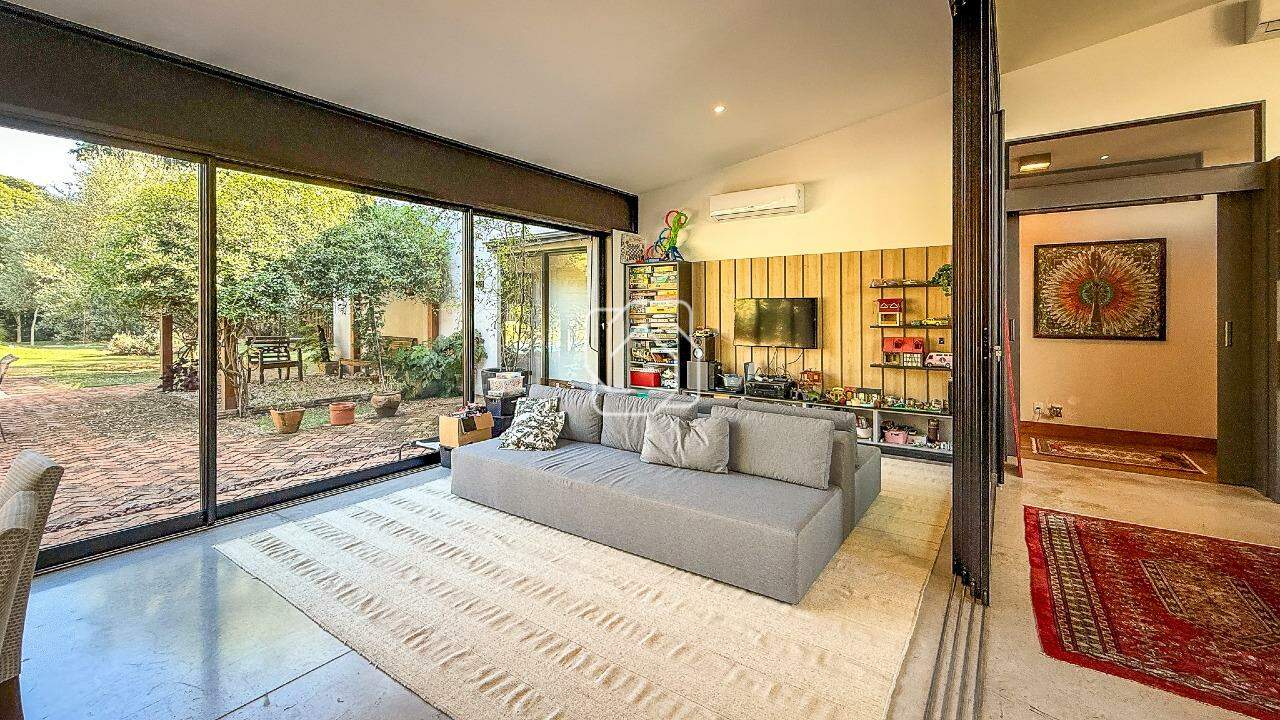 Casa de Condomínio à venda em Indaiatuba - SP - Jardim Figueira: Sala de TV