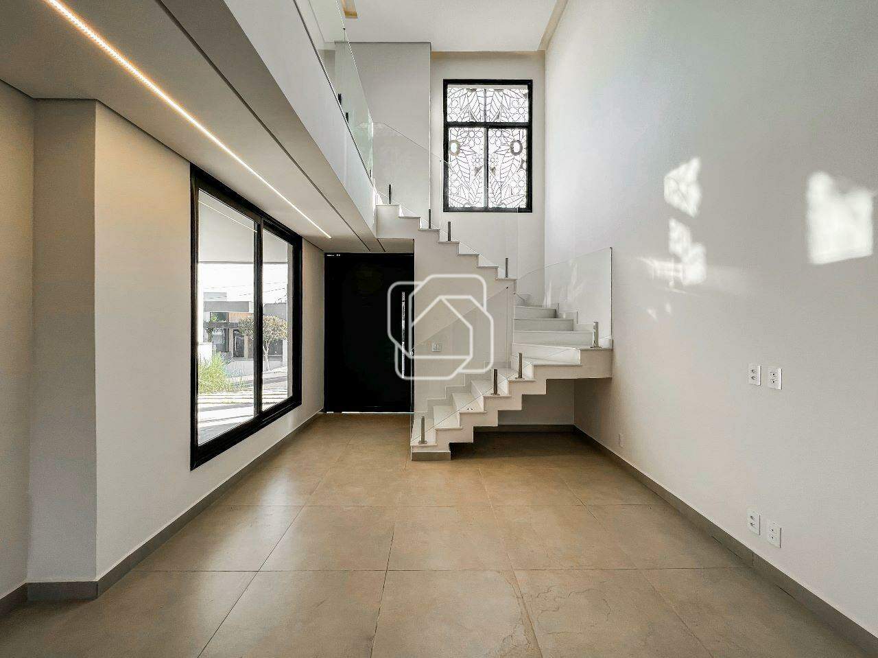 Casa de Condomínio à venda em Itu - SP - Condomínio Residencial Mont Blanc: Sala de estar