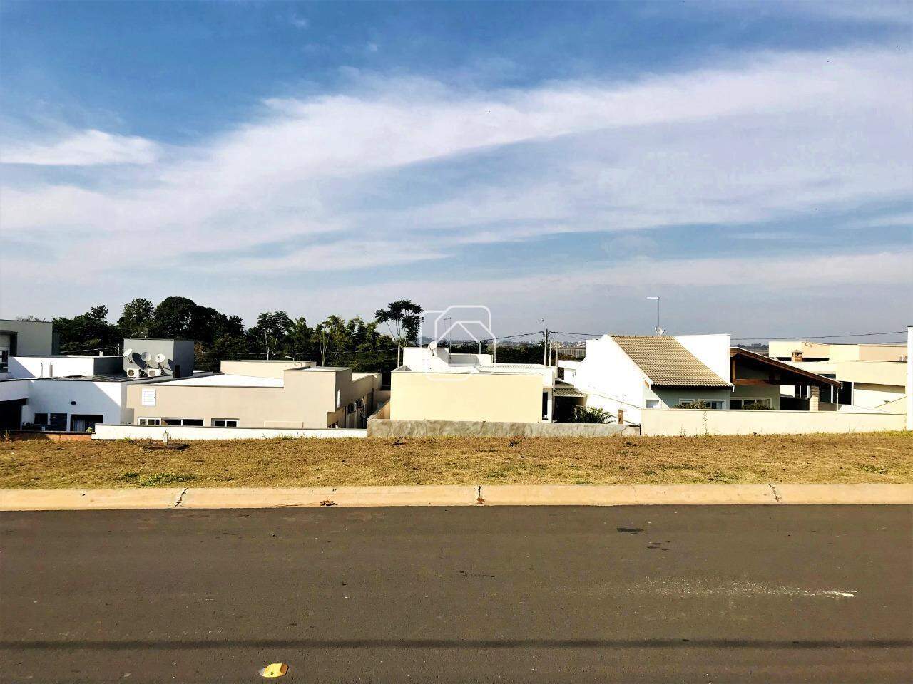 Terreno à venda em Salto - SP - Residencial Lagos D’Icaraí: 