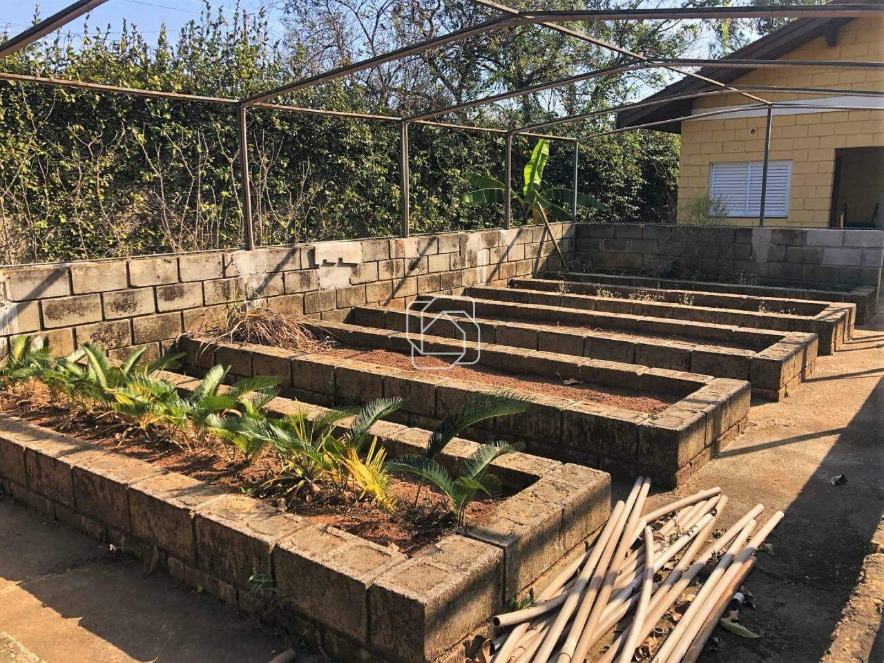 Casa de Condomínio à venda em Indaiatuba - SP - Recanto das Flores: 