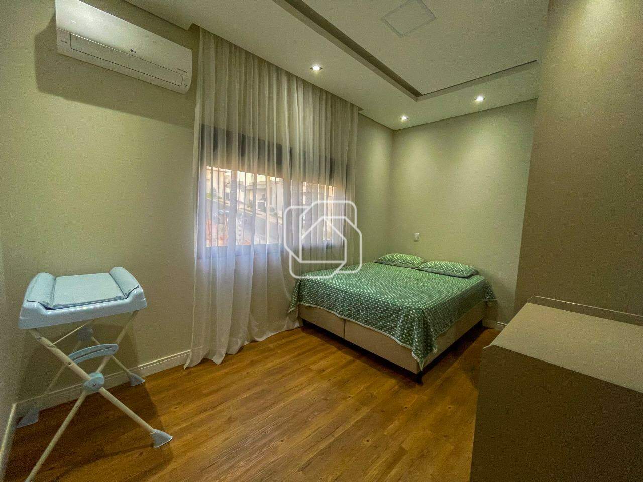 Casa de Condomínio à venda em Itu - SP - Residencial Saint Paul: Suíte