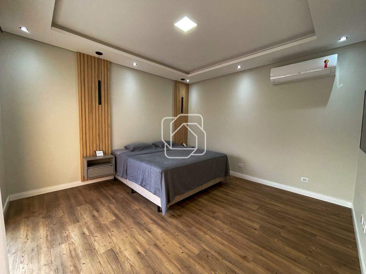 Casa de Condomínio à venda em Itu - SP - Residencial Saint Paul: Suíte master