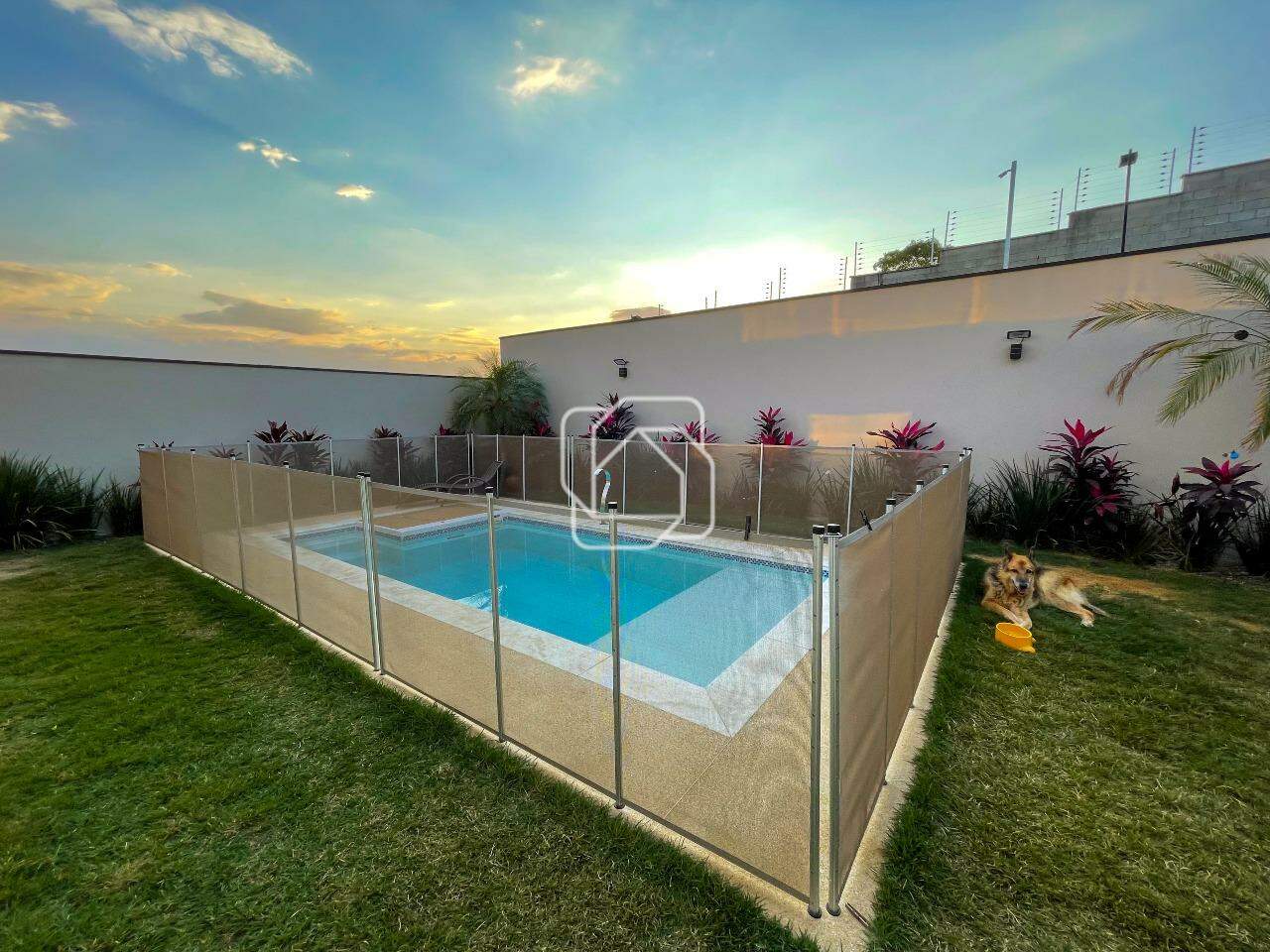 Casa de Condomínio à venda em Itu - SP - Residencial Saint Paul: Piscina