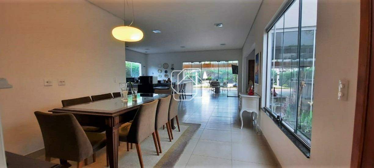 Casa de Condomínio à venda em Salto - SP - Residencial Primavera: Sala de jantar