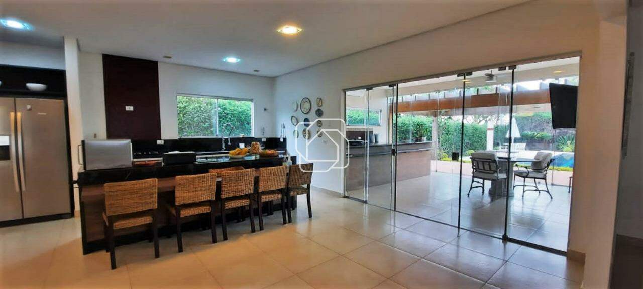 Casa de Condomínio à venda em Salto - SP - Residencial Primavera: Sala de jantar/cozinha/acesso à piscina