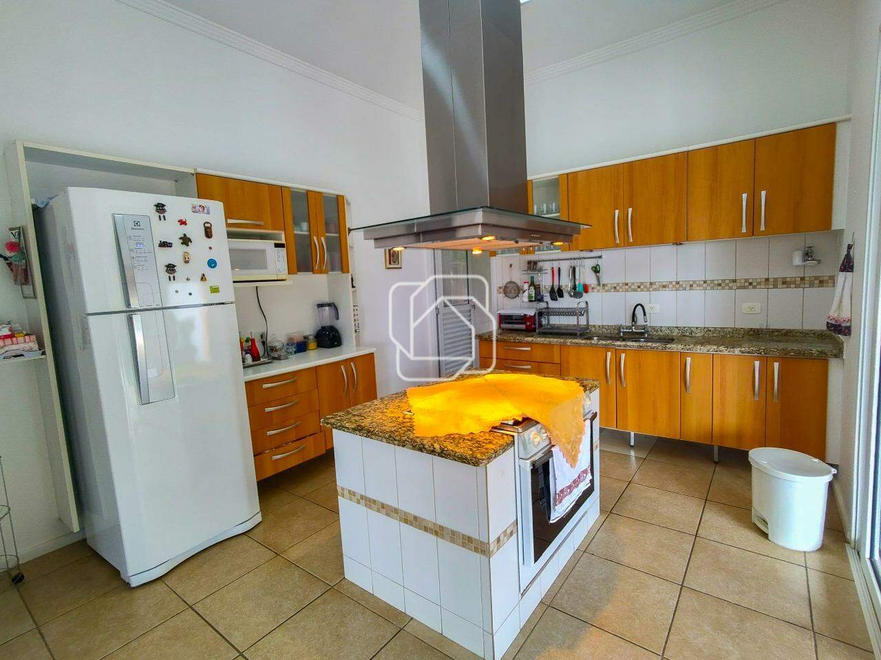 Casa de Condomínio à venda em Itu - SP - Parque Village Castelo: Cozinha