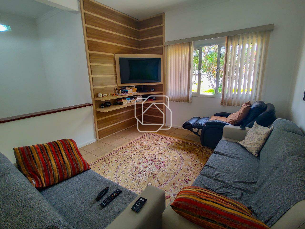 Casa de Condomínio à venda em Itu - SP - Parque Village Castelo: Sala de TV
