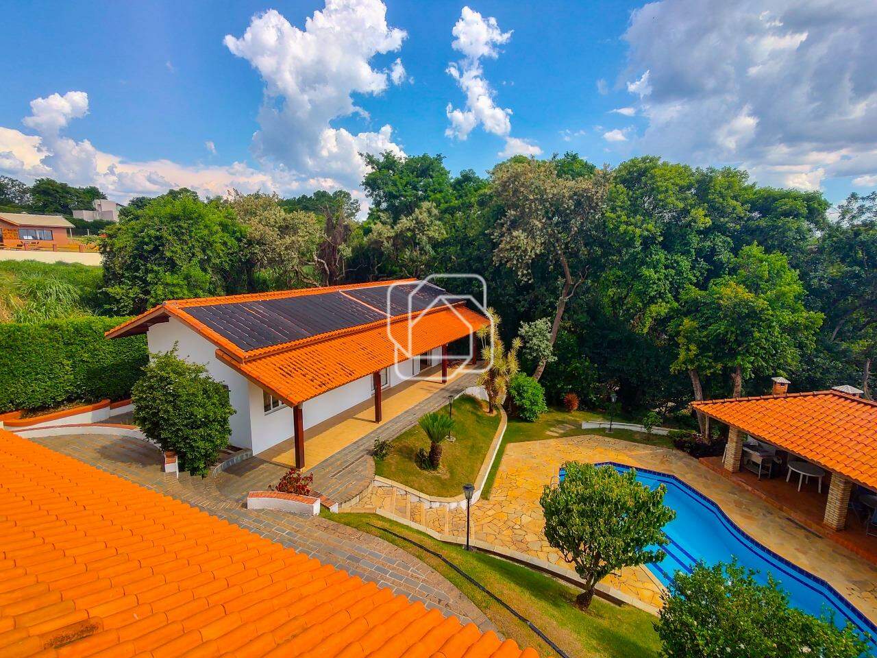 Casa de Condomínio à venda em Itu - SP - Parque Village Castelo: Vista da casa de hóspedes