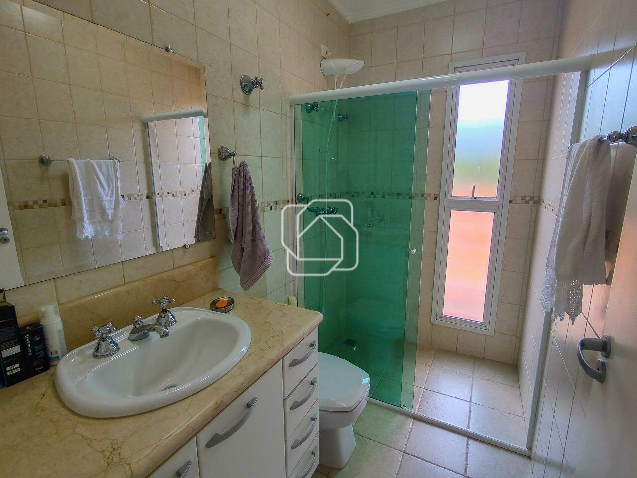 Casa de Condomínio à venda em Itu - SP - Parque Village Castelo: Banheiro social