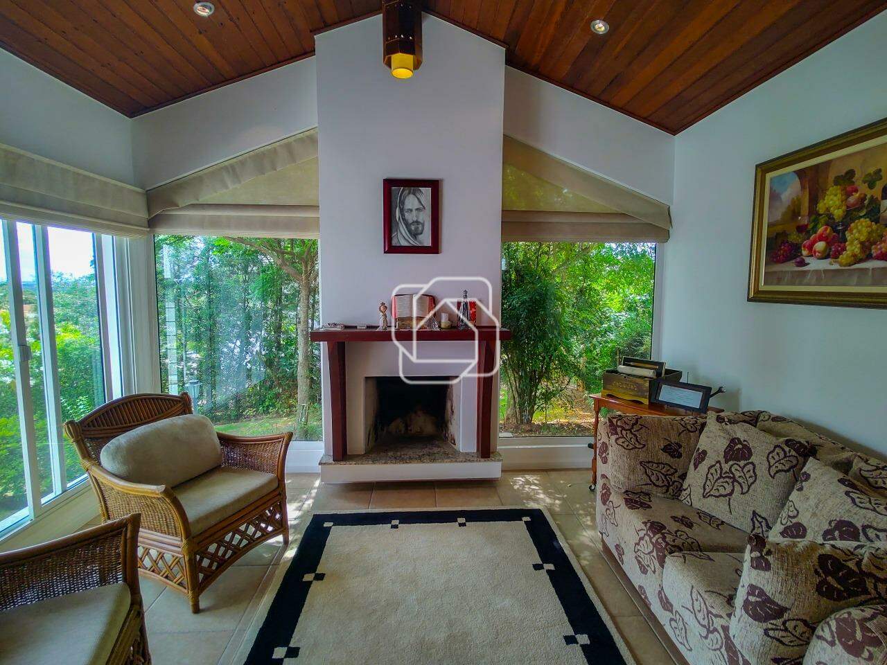 Casa de Condomínio à venda em Itu - SP - Parque Village Castelo: Sala de estar