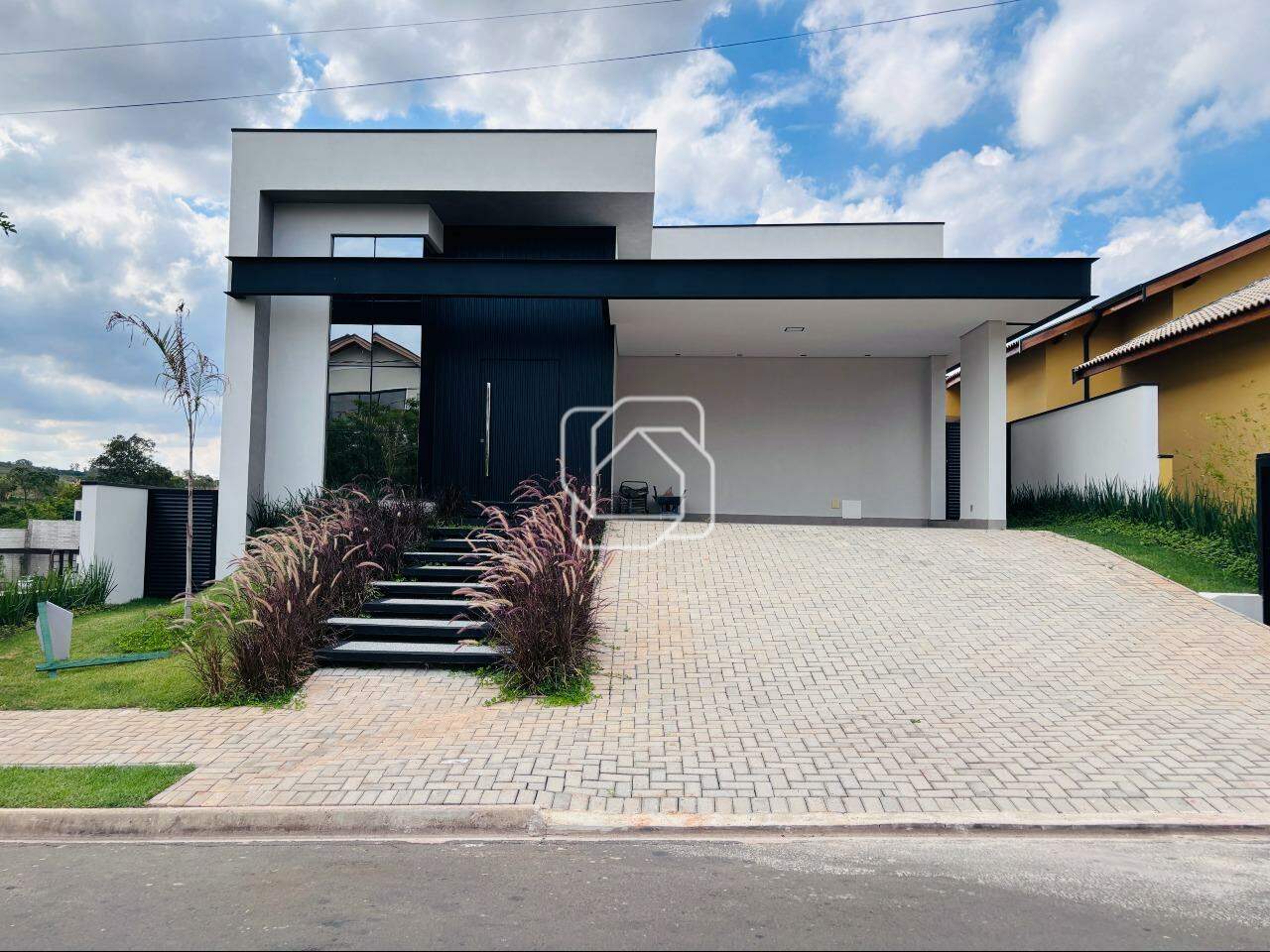 Casa de Condomínio à venda em Salto - SP - Portal dos Bandeirantes: