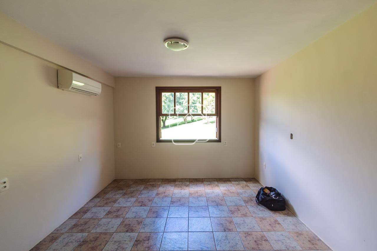 Casa de Condomínio à venda em Indaiatuba - SP - Recanto das Flores: Dormitório