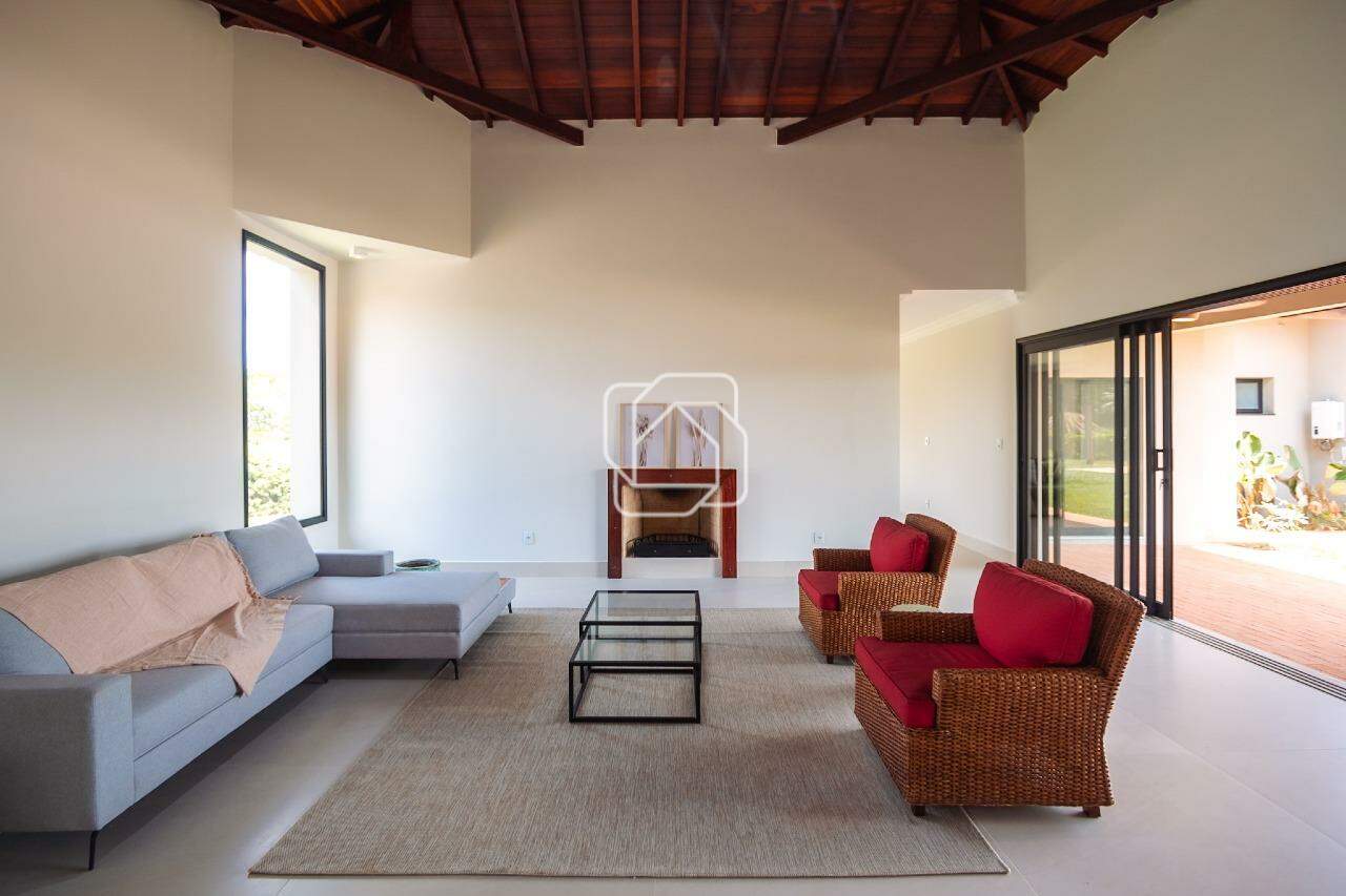 Casa de Condomínio à venda em Indaiatuba - SP - Recanto das Flores: Sala de estar