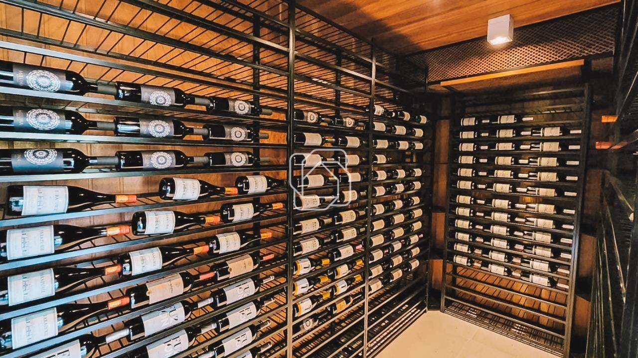 Casa de Condomínio à venda em Itu - SP - Condomínio Terras de São José II: Adega climatizada