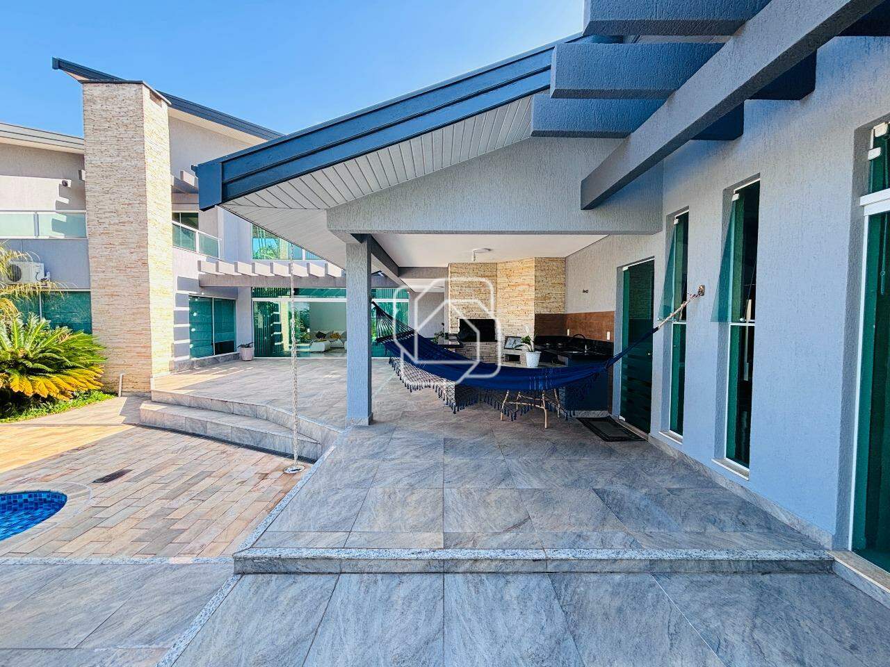Casa de Condomínio à venda em Salto - SP - Haras Paineiras: 