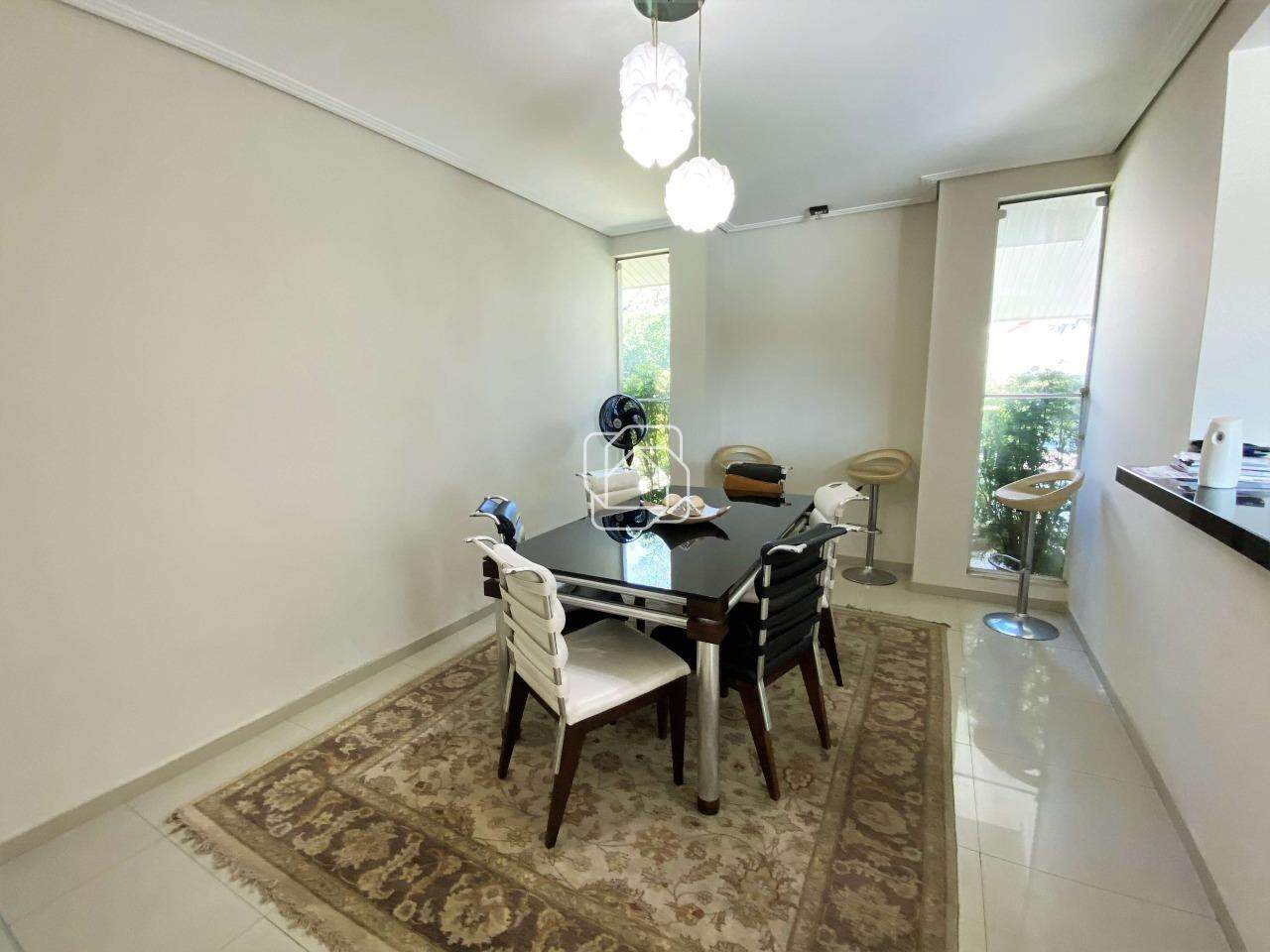 Casa de Condomínio à venda em Salto - SP - Haras Paineiras: Sala de jantar