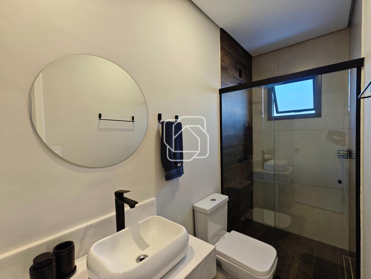 Casa de Condomínio à venda em Indaiatuba - SP - Residencial Evidências: Banheiro