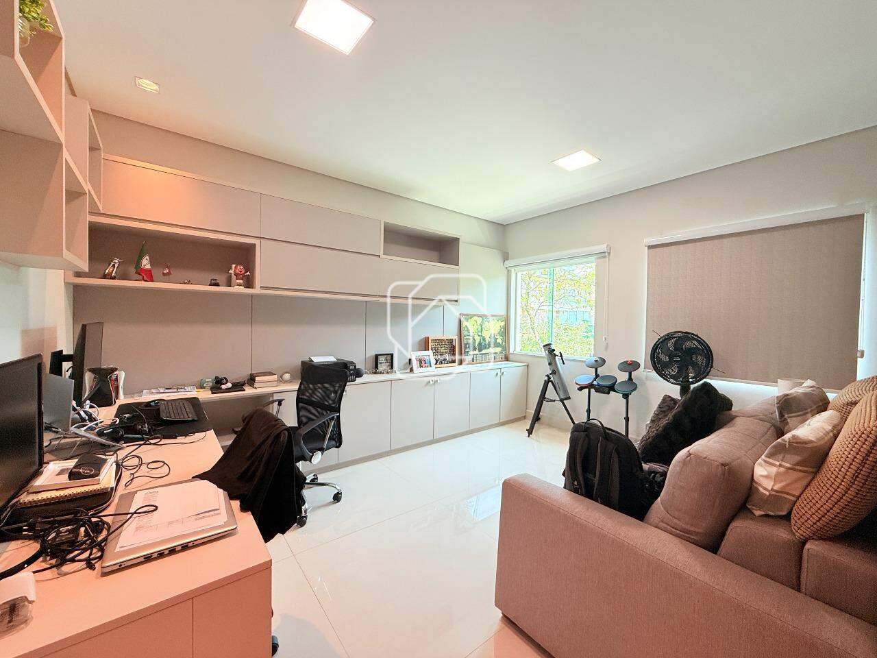 Casa de Condomínio para aluguel em Indaiatuba - SP - Helvetia Park: 