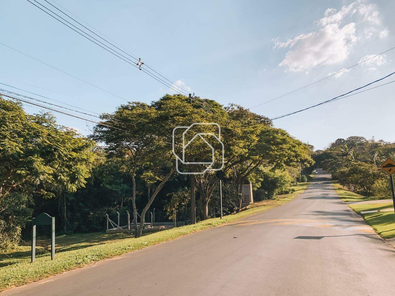 Terreno à venda em Itu - SP - Condomínio Terras de São José: Visão geral da rua do terreno