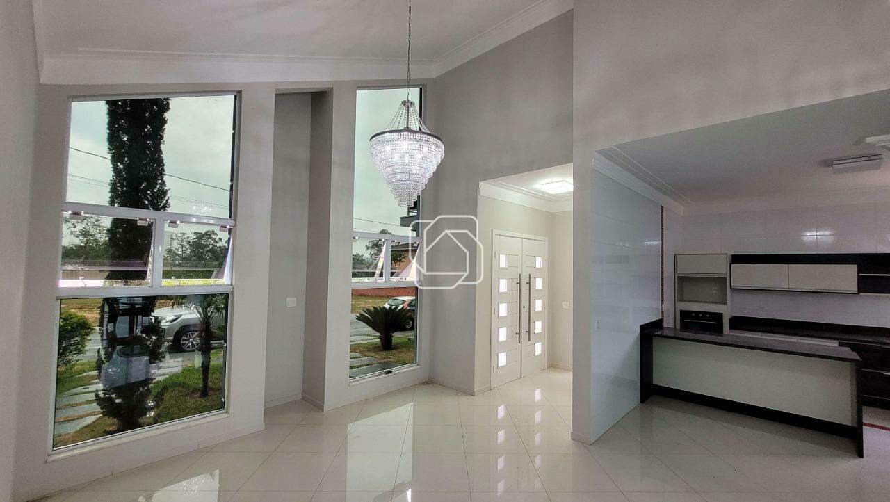 Casa de Condomínio à venda em Indaiatuba - SP - Jardim dos Lagos: Sala de estar