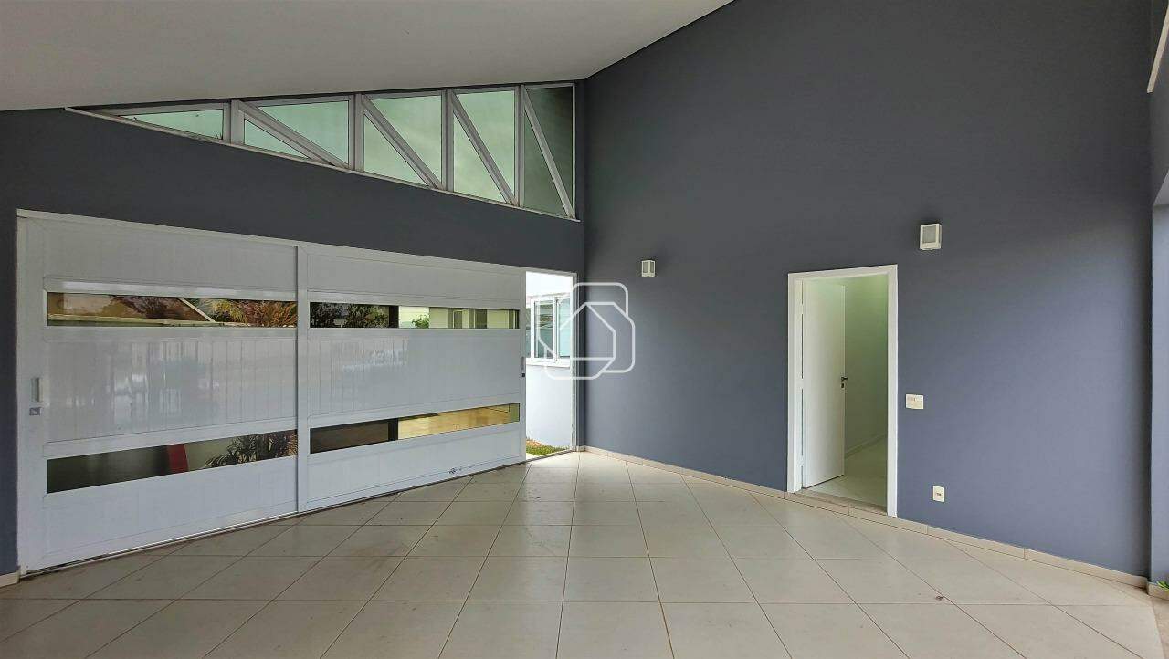 Casa de Condomínio à venda em Indaiatuba - SP - Jardim dos Lagos: Garagem