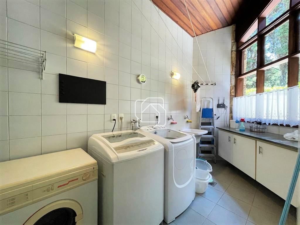 Casa de Condomínio à venda em Itu - SP - Condomínio Terras de São José: Lavanderia coberta