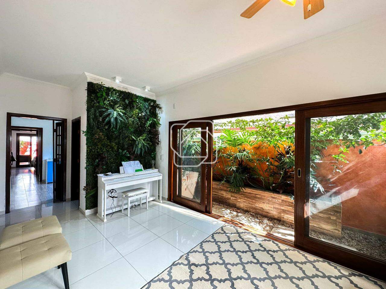 Casa de Condomínio à venda em Itu - SP - Condomínio Portal de Itu II: Sala de estar