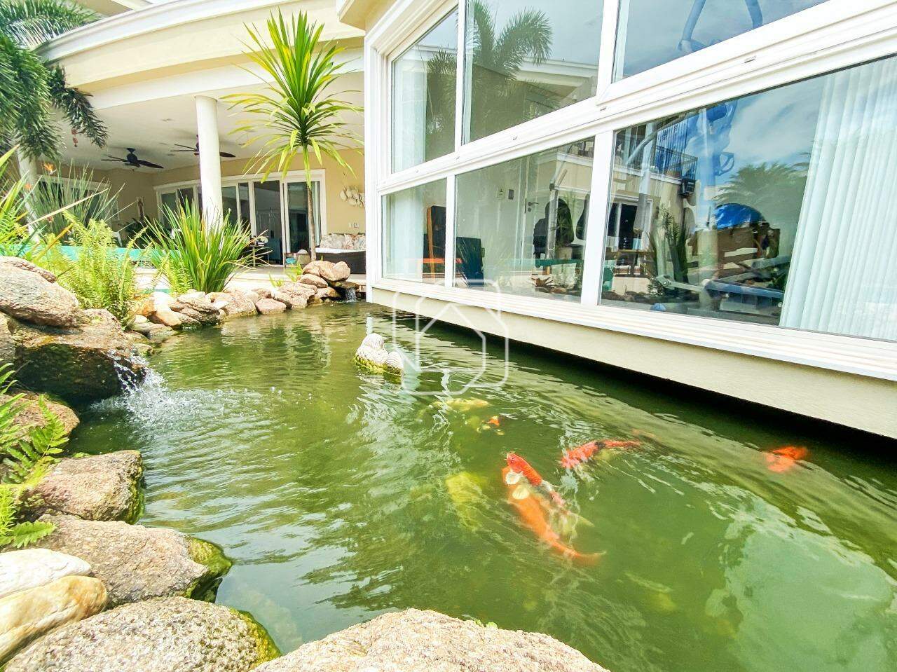 Casa de Condomínio à venda em Indaiatuba - SP - Jardim Maison Du Parc: Lago de carpas