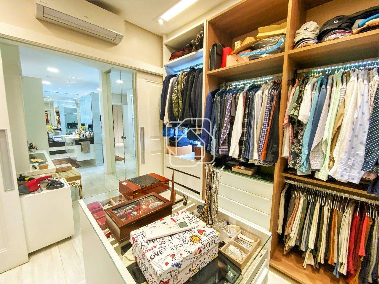 Casa de Condomínio à venda em Indaiatuba - SP - Jardim Maison Du Parc: Closet