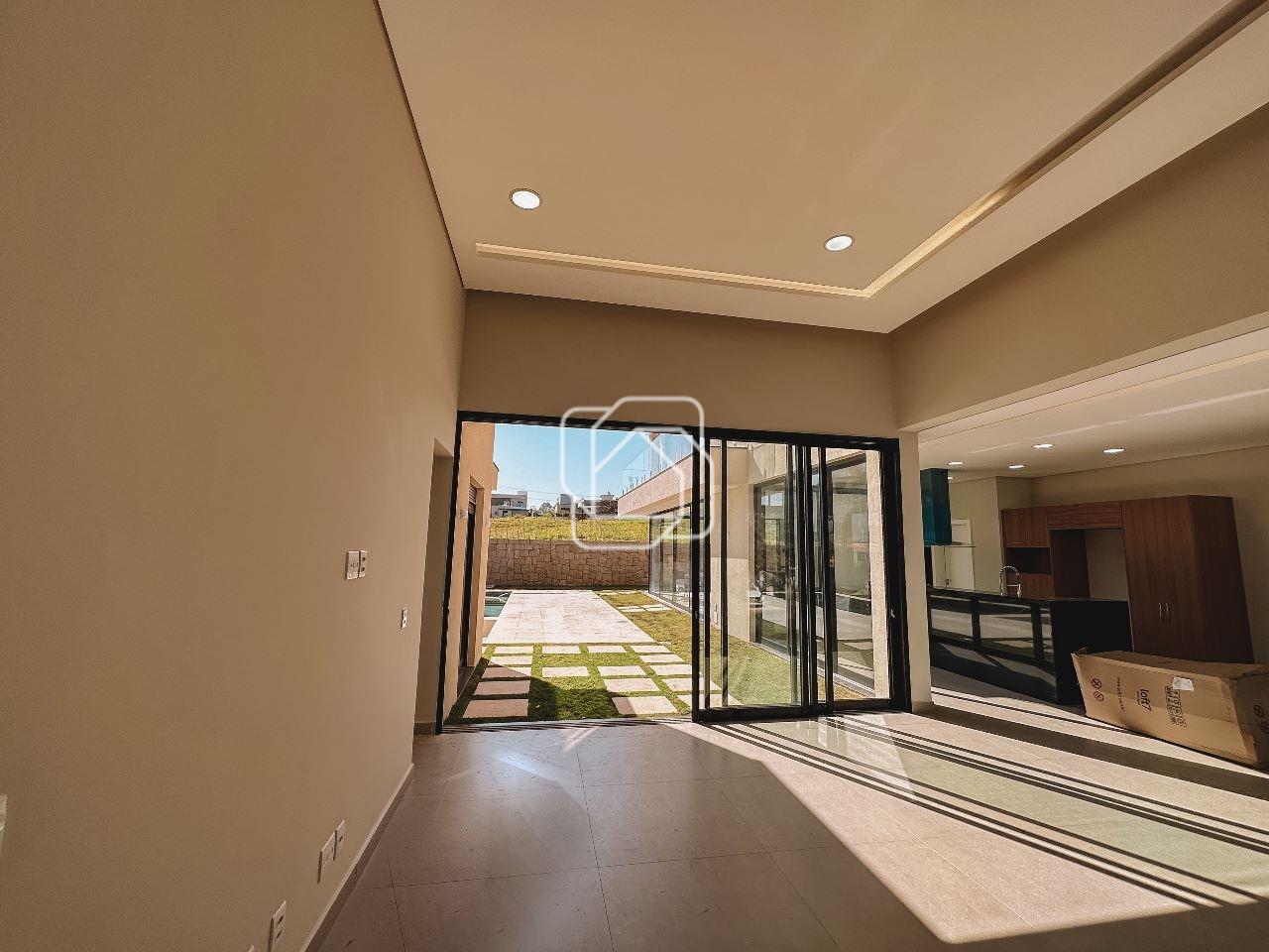 Casa de Condomínio à venda em Itu - SP - Condomínio Villas do Golfe: Ambientes integrados