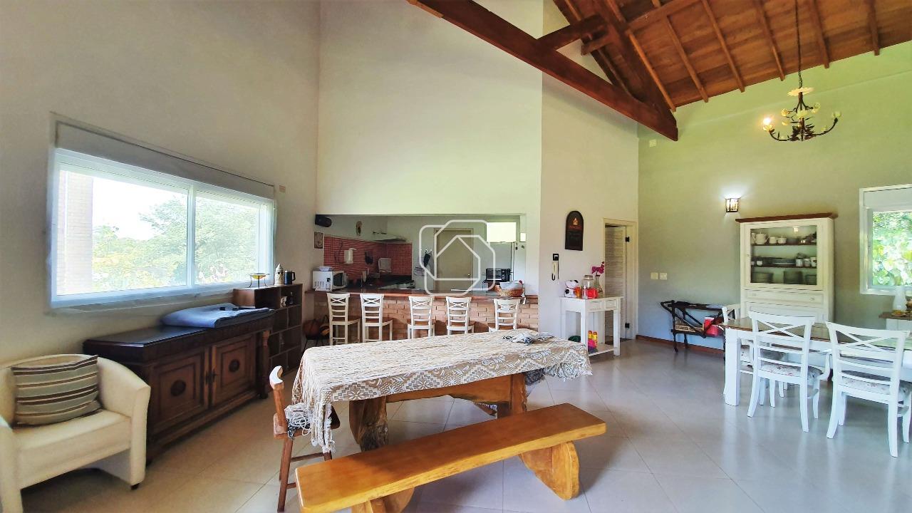 Casa de Condomínio à venda em Indaiatuba - SP - Vale das Laranjeiras: Salas integradas